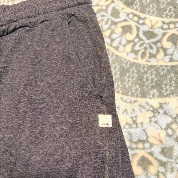 Vuori Performance Joggers Womens Medium Charcoal Heather Grey Size Medium - Picture 2 of 4